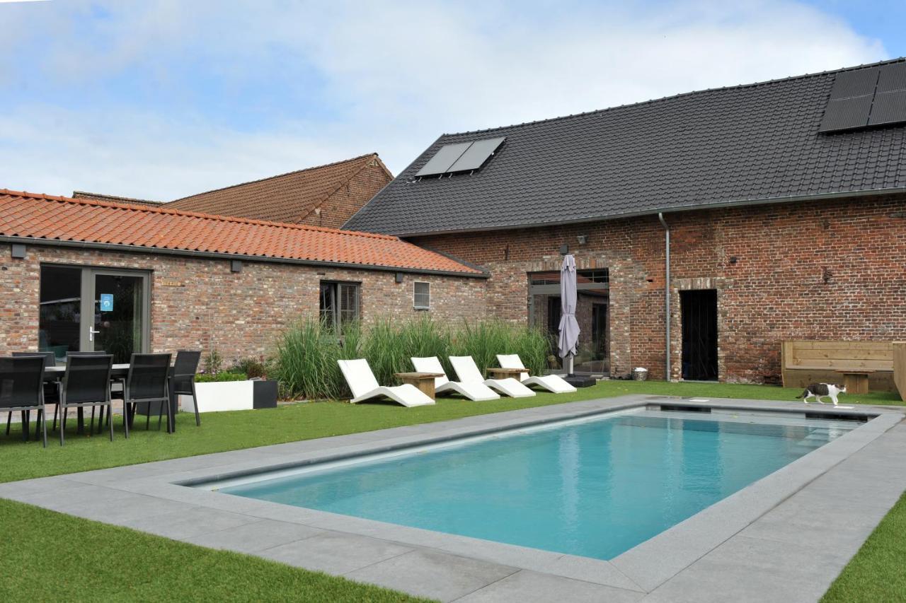 B&B Het Vuchterhof Maasmechelen Exterior foto